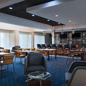 Courtyard By Marriott San Antonio Airport